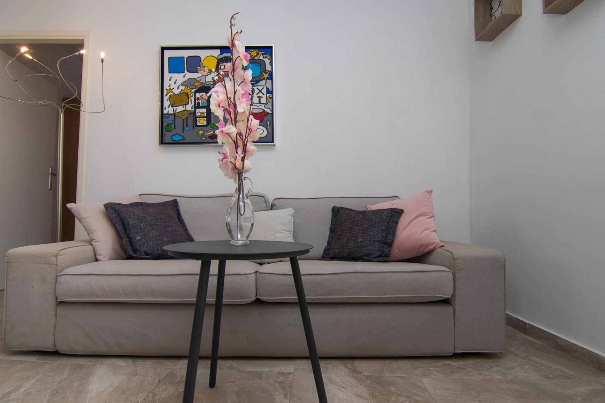 Apartments Flowers クルク エクステリア 写真